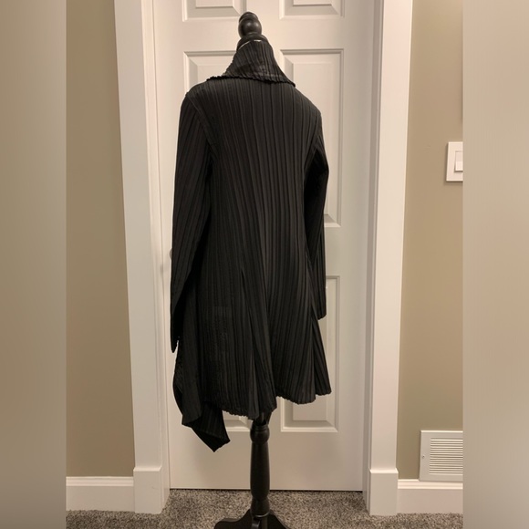 JOSEPH RIBKOFF - Picture 10 of 10